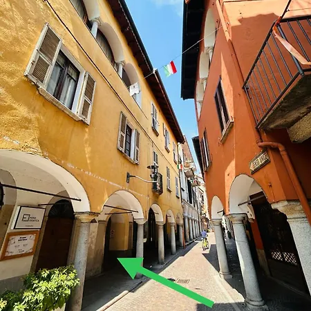 Historicomegna Apartment