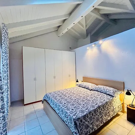 Historicomegna Apartamento